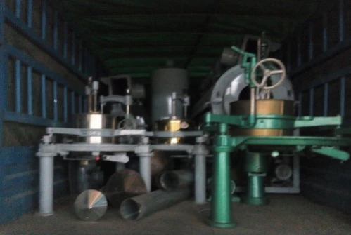 信阳茶叶机械发往贵州兴义市七舍镇